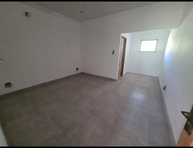 1 BEDROOM APARTMENT TO LET IN WATERGLEN AH